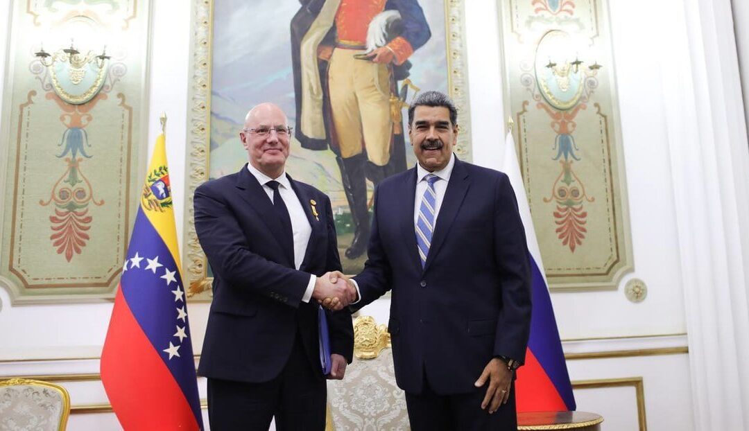 Presidente  Maduro y  Delegación rusa firman de nuevos acuerdos