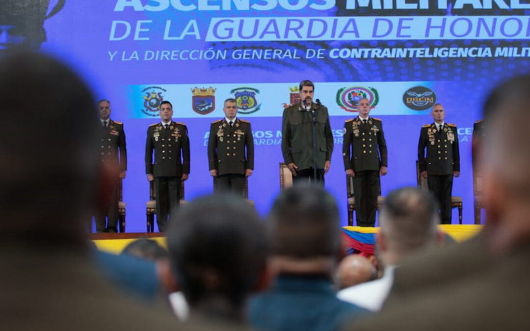 Presidente Maduro felicitó a la Guardia de Honor Presidencial en su 210° aniversario