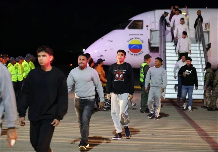 Maduro: venezolanos regresan al país con dignidad y respeto gracias a Vuelta a la Patria 
