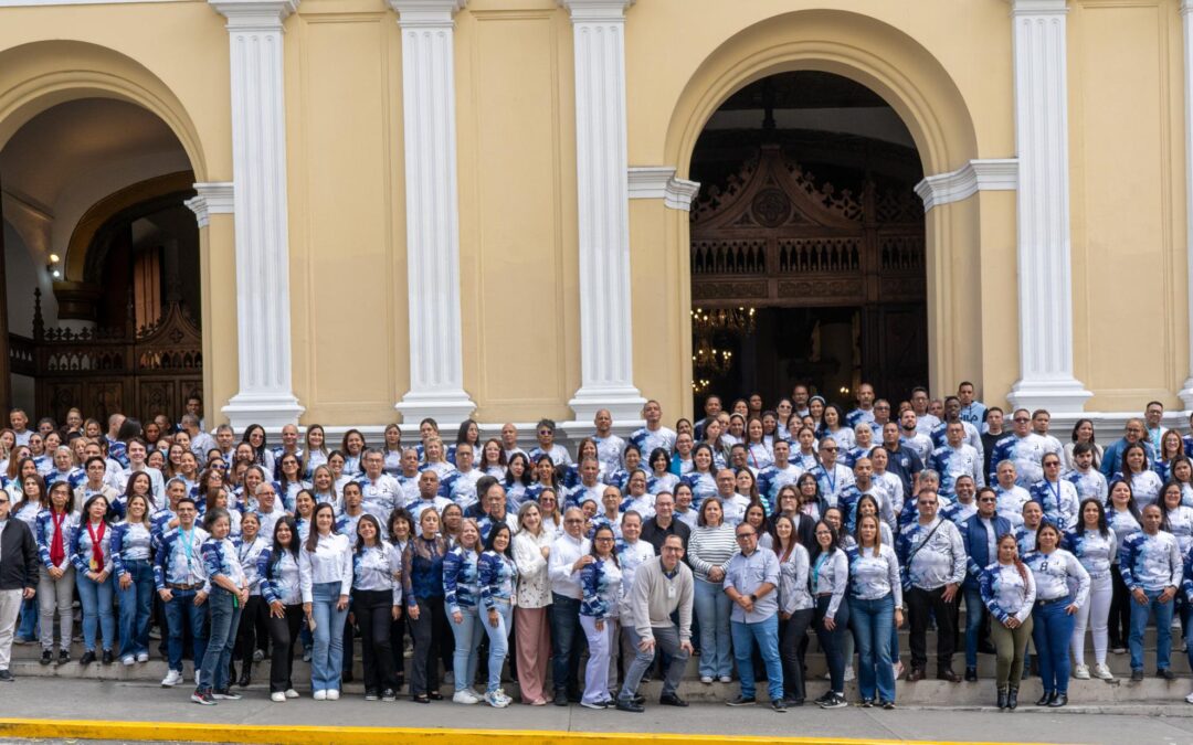Trabajadores de FOGADE participan en misa de acción de gracias