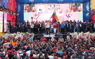 Maduro designa Buró Político en el Psuv para asumir nuevas tareas