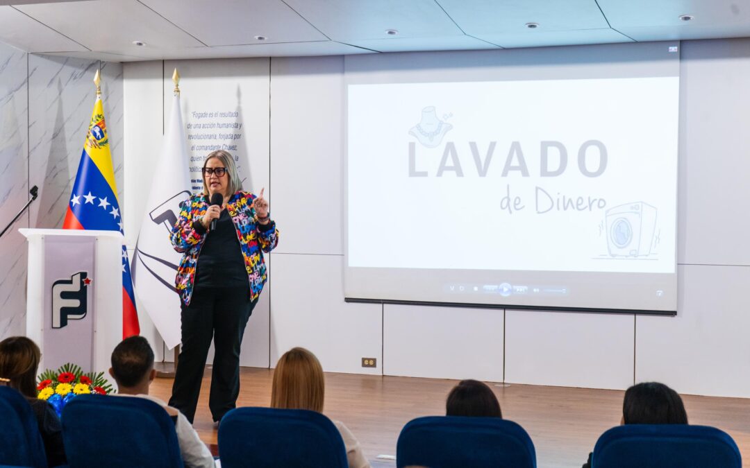 Trabajadores de FOGADE recibieron formación en la Conferencia  de “Capacitación General en Materia de Regulación, Cumplimiento y Prevención de LC/FT/FPADM y Otros Delitos Conexos”