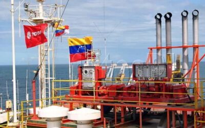 Trump dice que 50 millones de barriles de petróleo venezolano están en camino a Houston