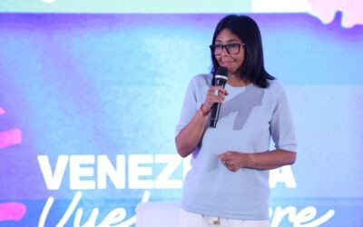 Presidenta encargada solicita al FMI acceso a 5.000 millones de dólares para servicios e infraestructura