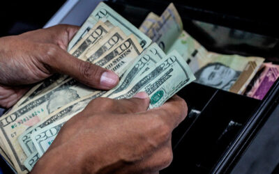 Depósitos en divisas representaron 52,19% de las captaciones bancarias en junio