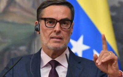 Delcy Rodríguez fusiona ministerios de Relaciones Exteriores y Comercio Exterior y pone al frente a Félix Plasencia