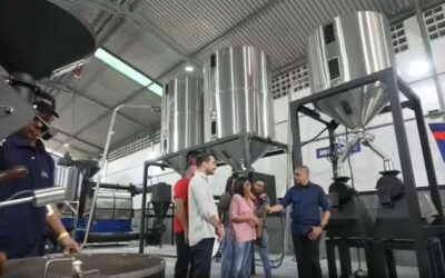 Presidenta destaca un crecimiento de 10% en producción de café en el país