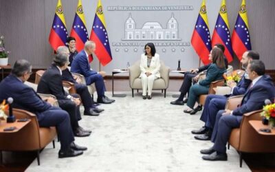 Venezuela revisa cooperación energética con empresas estratégicas internacionales